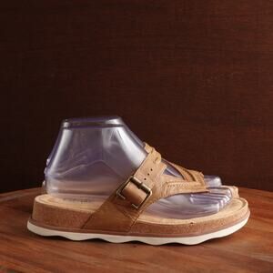 Clarks Brown Leather Sandals with Moccasin Stitching
